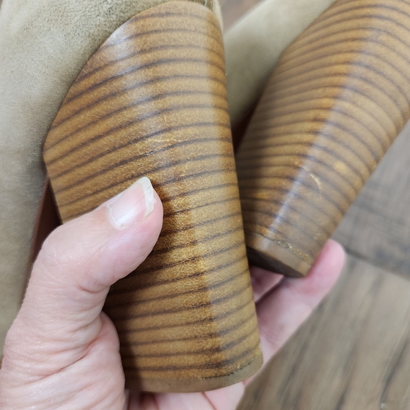 TORY BURCH suede ankle strap heels - Picture 5 of 9